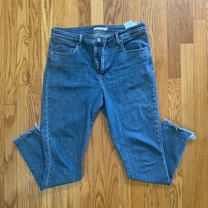 Levi’s 721 high-rise skinny with raw hem